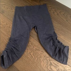 Lululemon crop leggings
